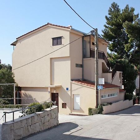 Apartments By The Sea Nemira, Omis - 5884 Tice Exterior photo